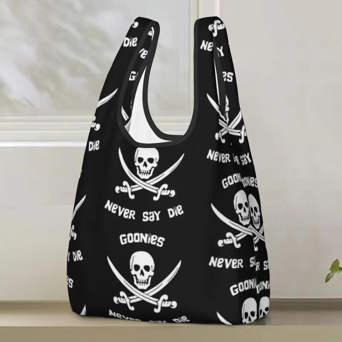 

Goonies Never Say Die Сумка для покупок Портативные сумки-тоут Многоразовая сумка-шоппер на плечо Продуктовая сумка