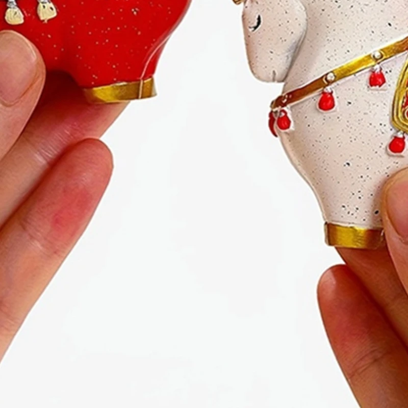 Creative Transfer Zodiac Horse Back Lucky Bag Ingot Can Be Rotated Home Decoration Office Desktop Decoration