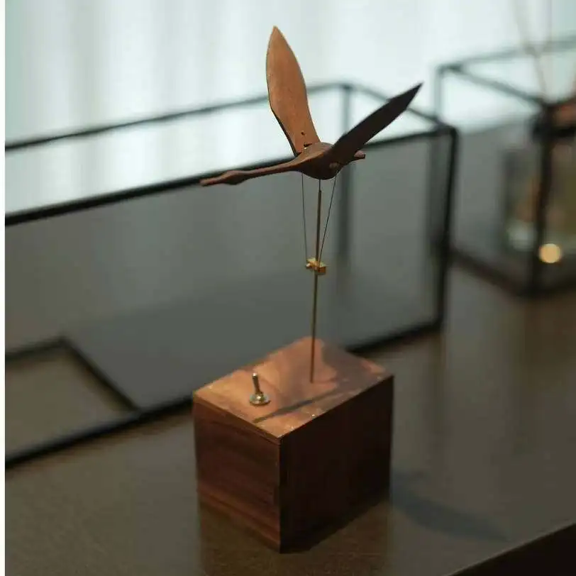Handcrafted Wooden Flying Swan Kinetic Sculpture Desktop Decor Balancing Bird Figurine Office Home Art Stress Relief Present