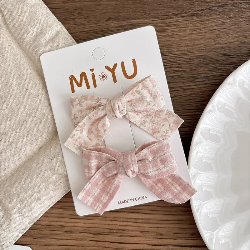 2 szt./zestaw Koreańskie słodkie spinki do włosów dla dzieci z kwiatowym motywem, materiałowa kokarda, wzór w kratę, wsuwka do włosów, antypoślizgowa spinka do grzywki, uniwersalna spinka do włosów