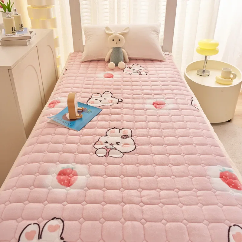 Winter Thickened Warm Bed Sheet Home Bedroom Soft Mattress Toppers Queen Bedspread Mattress Cover Dormitory Single Thin Bed Pad