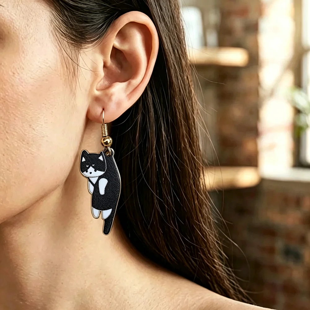 Cute Kitten Earring Fashion Sweet Cartoon Cat Dangle Earrings for Women Enamel Drop Oil Animal Pendant Trendy Jewelry Girl Gift
