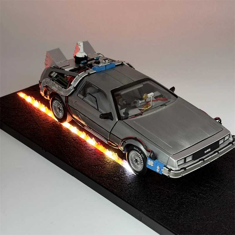 1/18 Scale Back to the Future Die-cast Alloy Car Model Display Base on Fire for Delorean (Car Model Not Included)Plastic Diorama