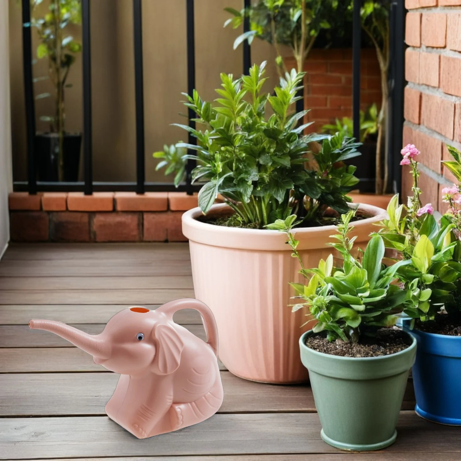 

Elephant Watering Can Long Mouth Sprinkling Bottle Adorable Plant Watering Kettle Indoor Outdoor Gardening Tool Durable Water