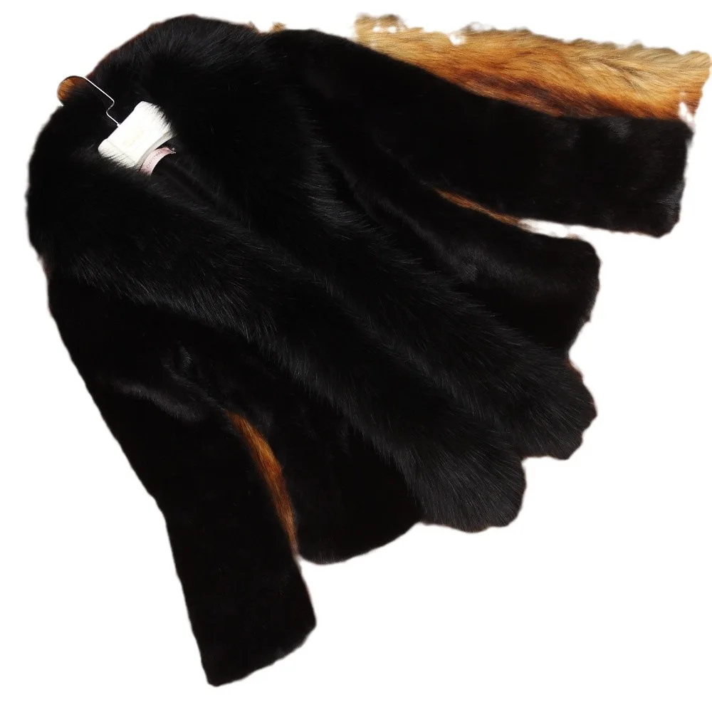 フィット感のあるケープ風ウォームストリートウェア、無地長袖ジャケット、2025年フェイクファー ジャケット、レディース厚手フォックスファー襟付きコート、カーディガン、スリムフィット