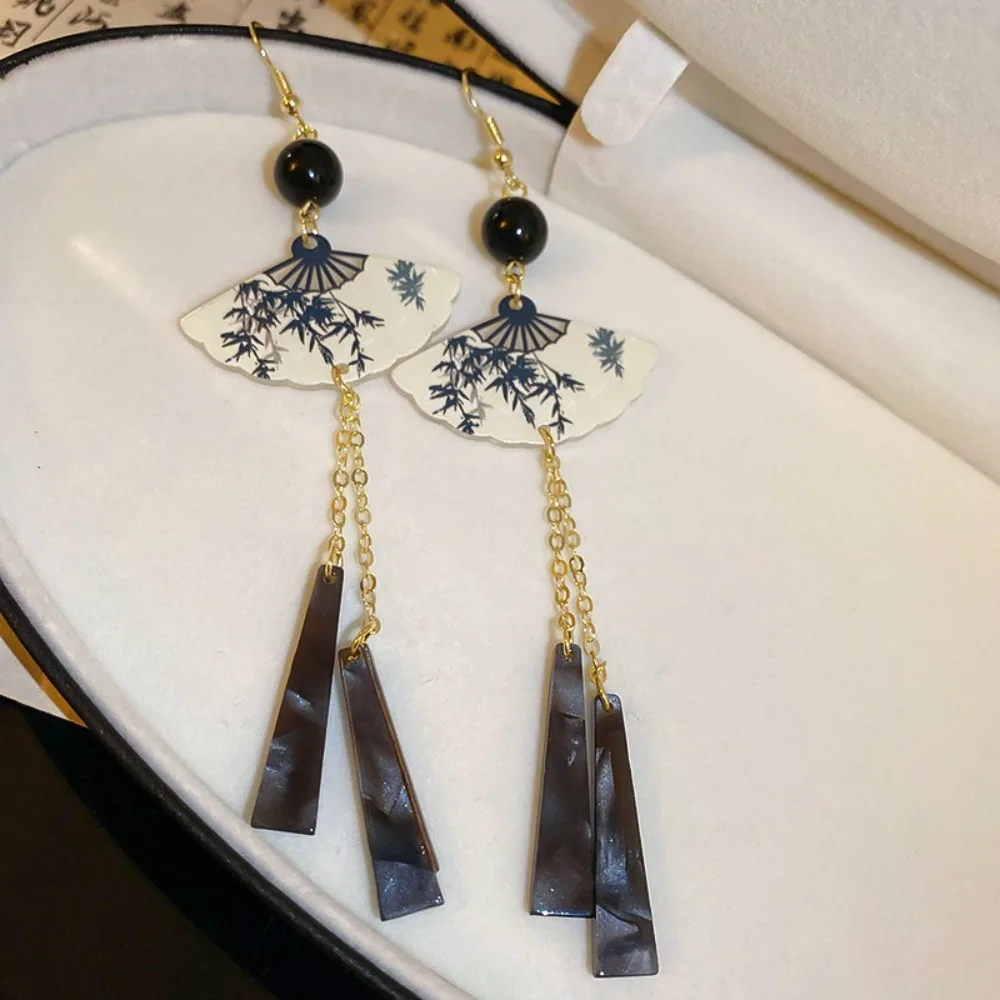 Leaf Fan Shaped Drop Earrings Hook Piercing Elegant Chinese Style Earrings Tassel Accessories Exaggerated Long Earrings Women