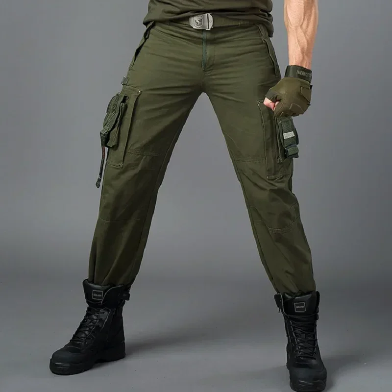 2024 CARGO BROEK Overalls Mannelijke heren Leger Brede TACTISCHE BROEK MILITAIRE Werk Veel Zak Casual Stijl Mannen Rechte Broek