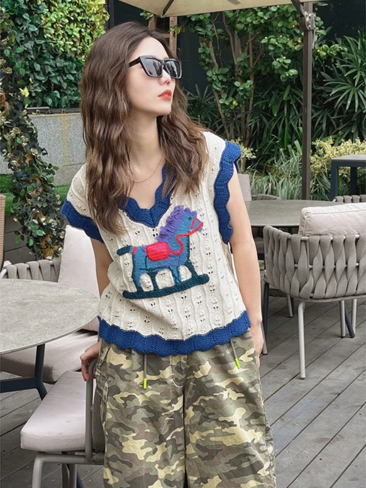 Design Sweet Knitwears Vest Contrast Color Cartoon Embroidery Sweater Hollow Out V Neck Sleeveless Crop Tops Summer Thin Jumpers