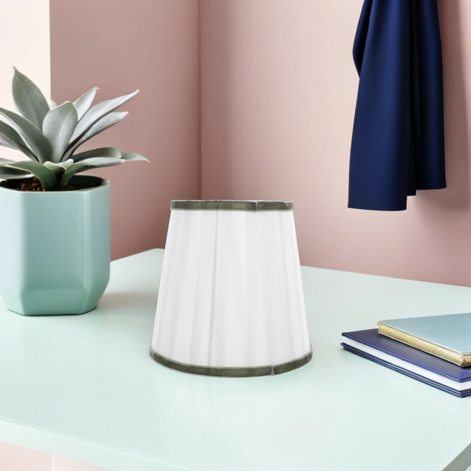 

Pleated Fabric Lampshade Rustic Light Shade Replacement E27 Table Lamp Cover Bedroom Living Room Hotel Decorative 17x16x12cm