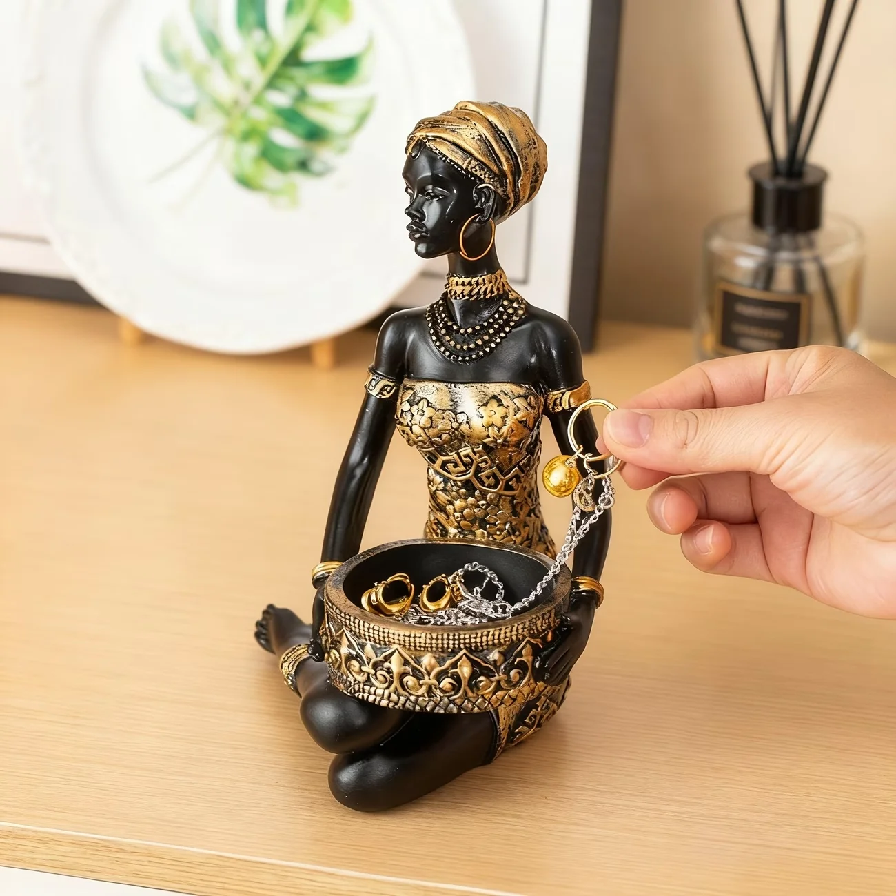 African-style Statue Black Woman Candle Holder Ornament for Home Decor Living Room, Study