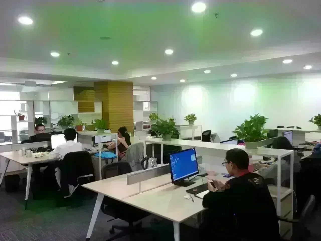 100% asli LM4040BIM3-5.0/nobb referensi voltase PREC MICROPWR SHUNT VLTG REF LM40