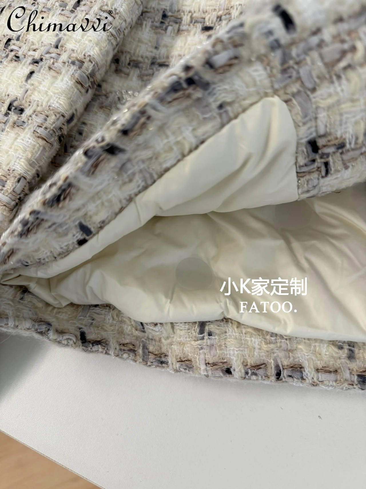 冬の新作ハイエンドファッション光沢のあるシルクチェック柄ツイードコート多用途ヘビーロングスリーブスリムフィットエレガント暖かいダウンジャケット女性用