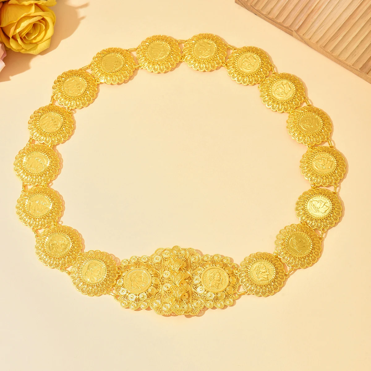 

An Antique Golden Arabian-Style Square-Shaped Hollowed-Out Engraved Adjustable-Length Shiny Belt, A Festive Outfit Accessory