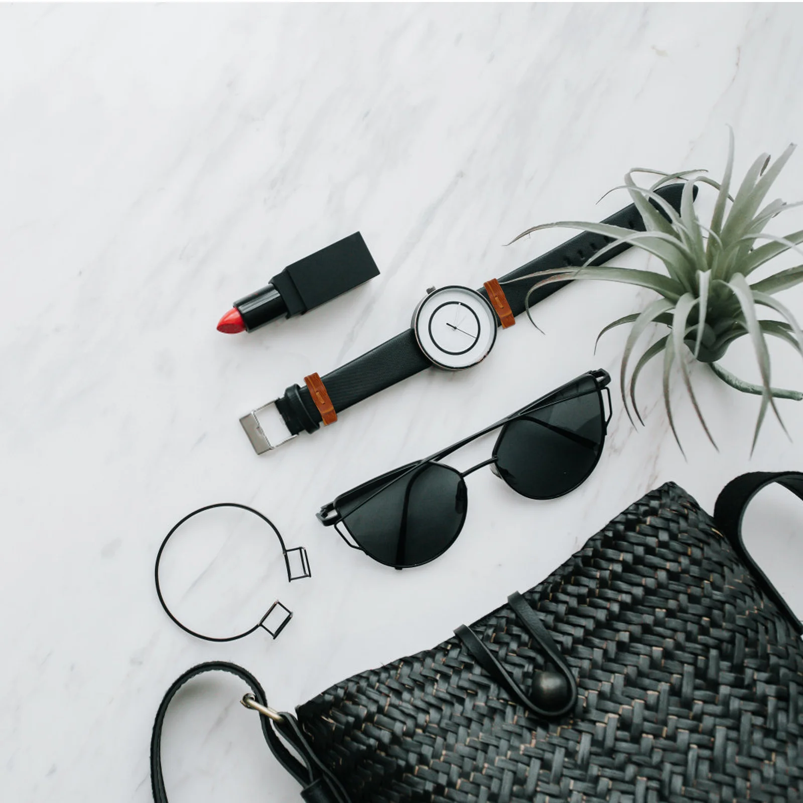 10 個の時計ストラップフープ、簡単に取り付けられる軽量の時計バンドリング装飾が着用体験を強化します。