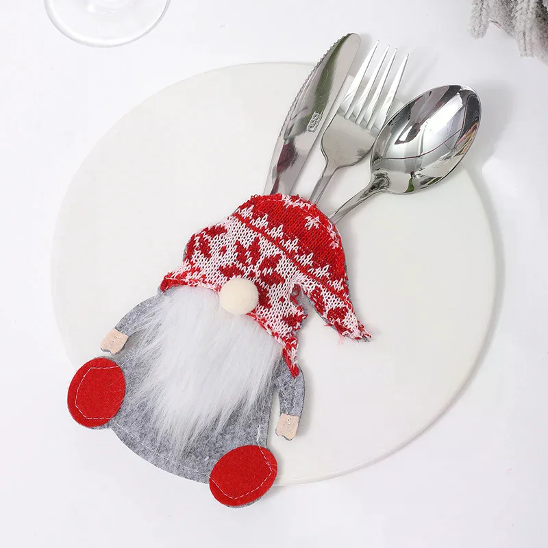 

1Pcs Christmas Cutlery Holder Knife Fork Pocket Bags Santa Claus Xmas Tableware Cover Home New Year Cookware Gift Decoration