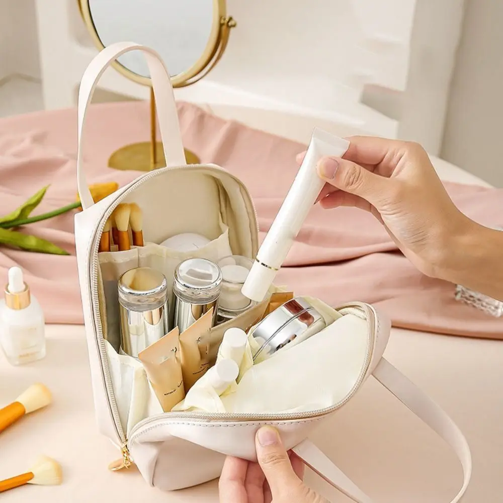 Hadiah tas kosmetik kulit PU multi-fungsi wanita, alat penyimpanan Makeup organizer anti air dengan pegangan