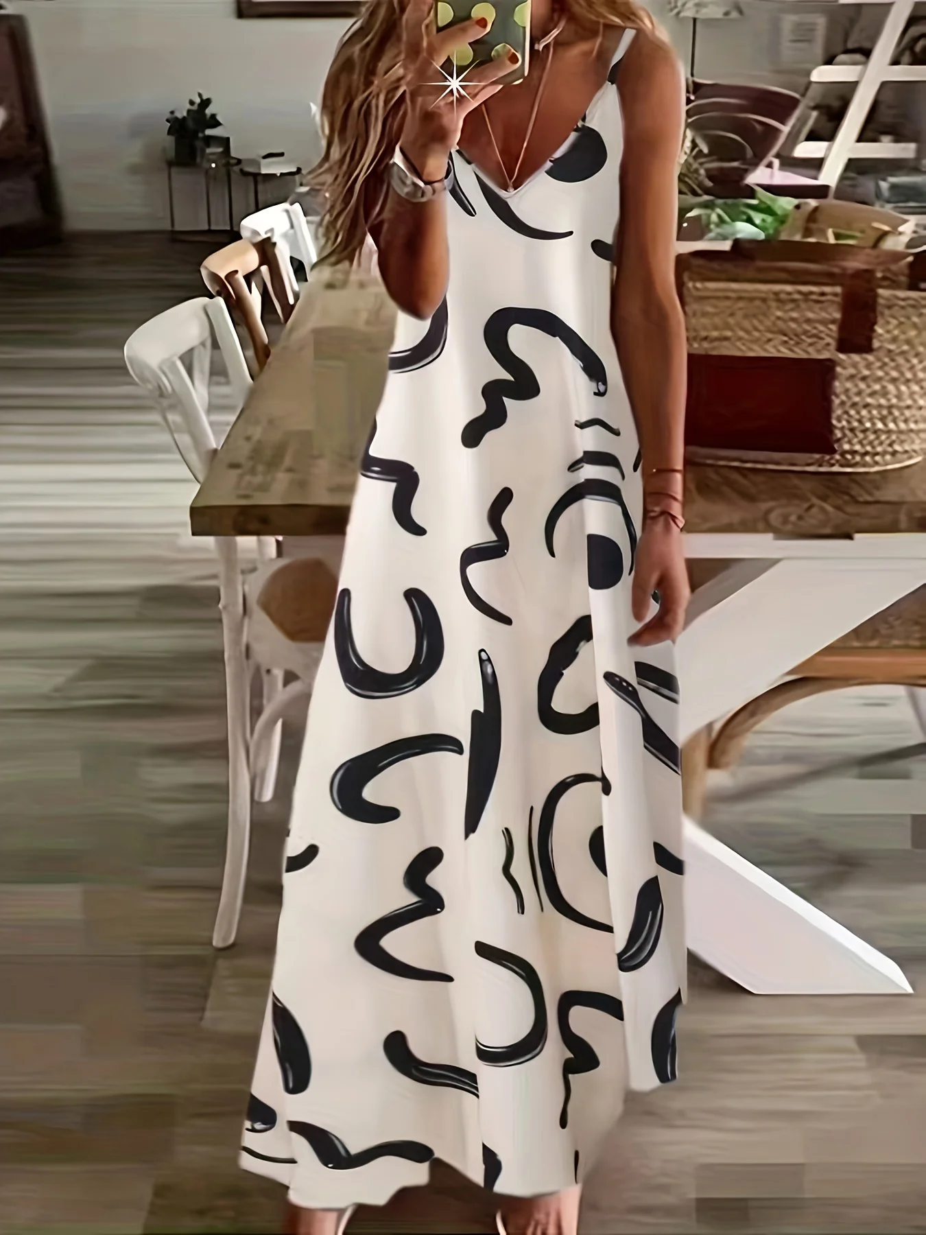 

Платье-слип с принтом в минималистичном стиле