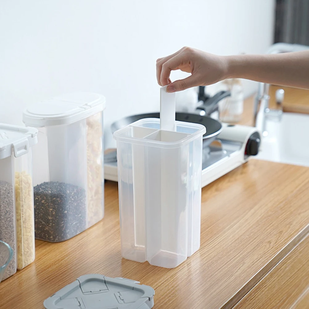 

4 -grid Food Storage Containers with Lids Sealed Can of Grains and Refrigerator