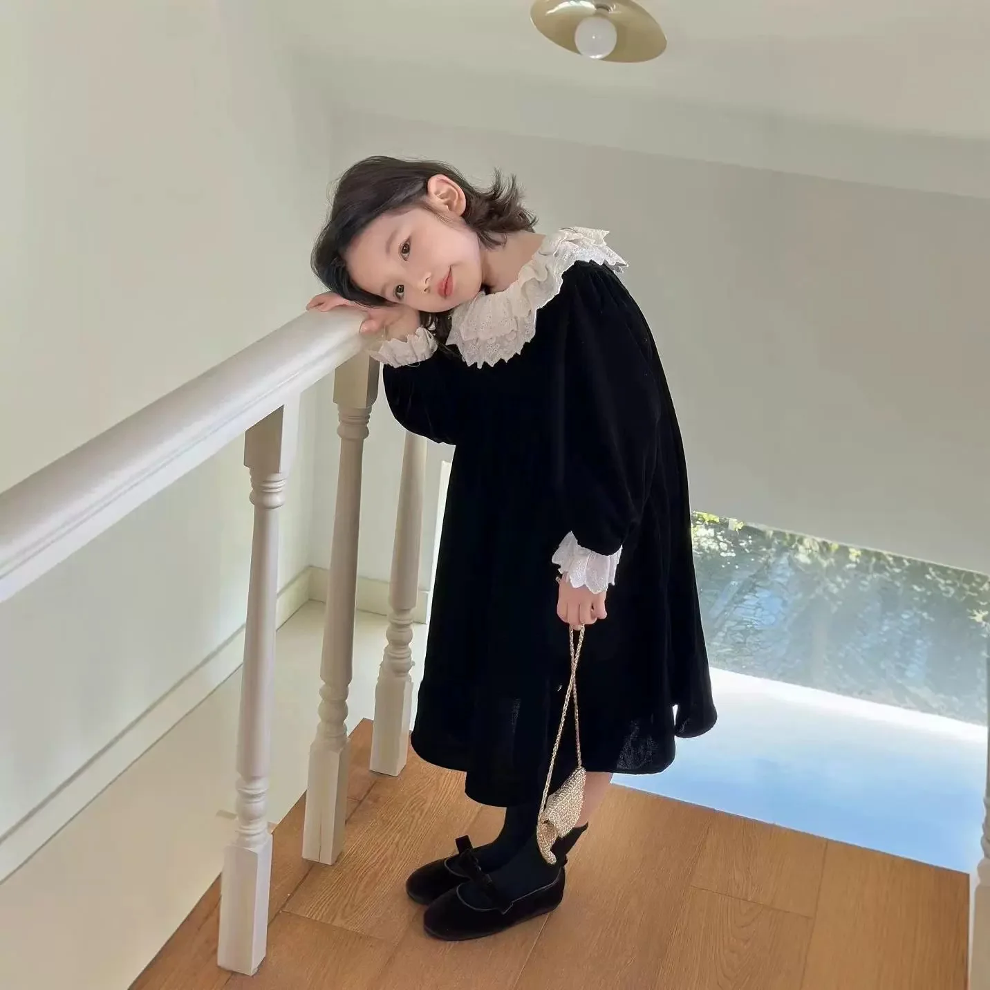 Velvet long sleeve dress with lace collar Autumn/Winter princess party dress for kids girl kids clothes girls dress