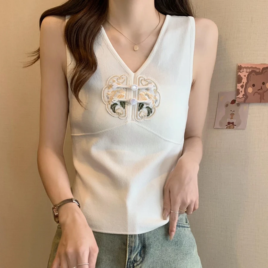 New Summer Sleeveless Women Knitted Sweater Pullover Fashion Embroidery V-Neck Black White Knit Sweater Women Tops Blusas H693