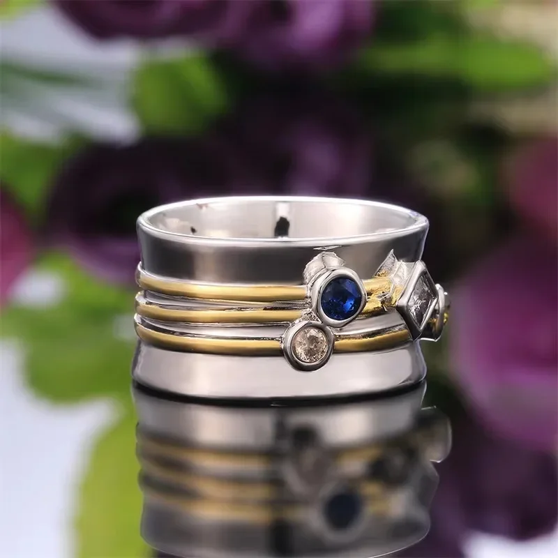 A new retro, exaggerated, simple and individualistic women's ring from Europe and America is selling well