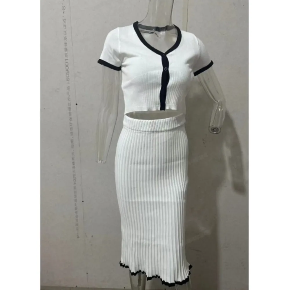 Set da 2 pezzi moda lavorata a maglia nera con scollo a V gonna a maniche corte donna nuova primavera autunno sottile elegante gonna da ufficio set femminile