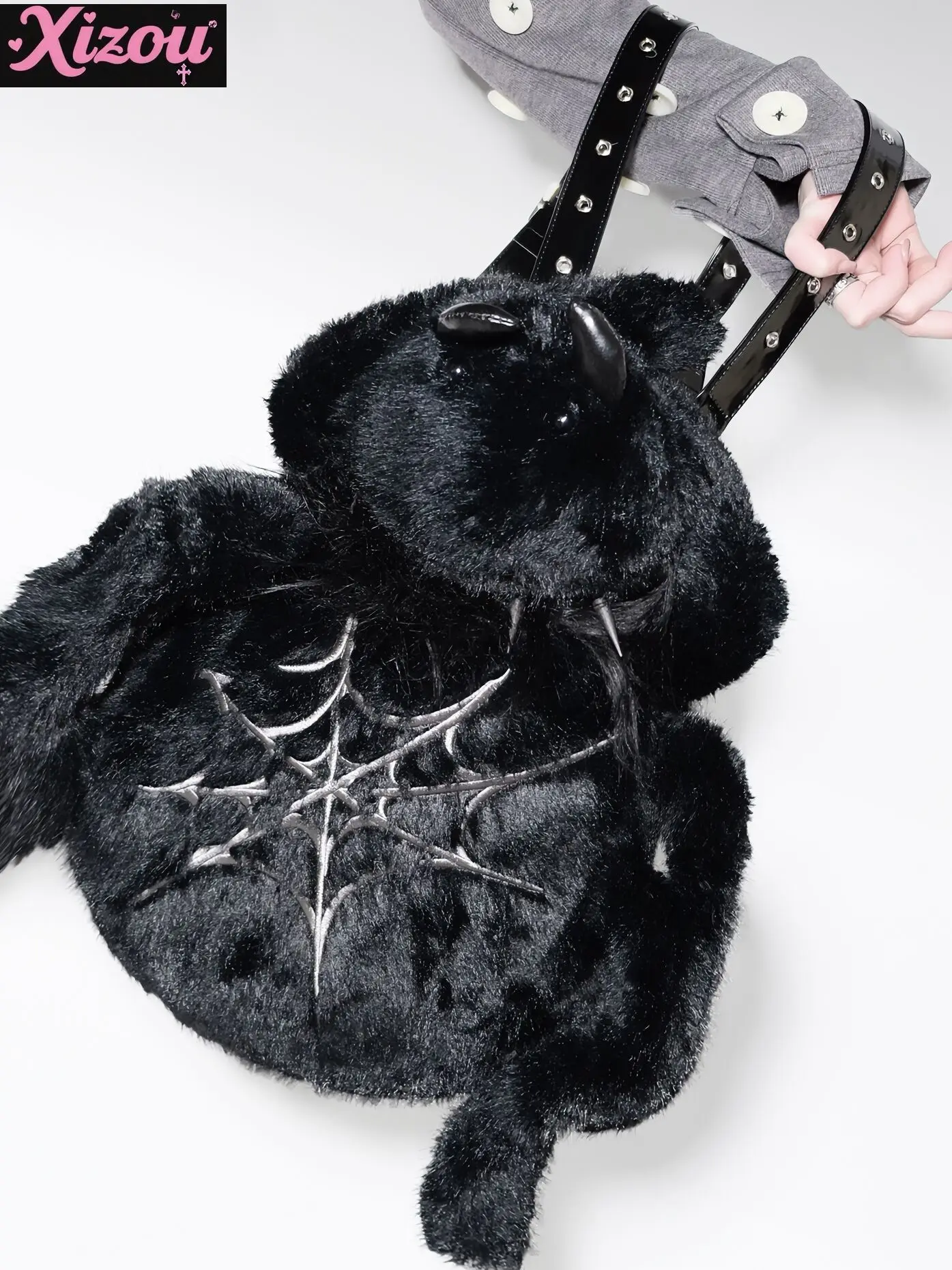 

Original Subculture Y2k Punk Spider Leah Plush Spider Bag Personality Girl Dark Goth Cartoon Lolita Spider Plush Backpack Woman