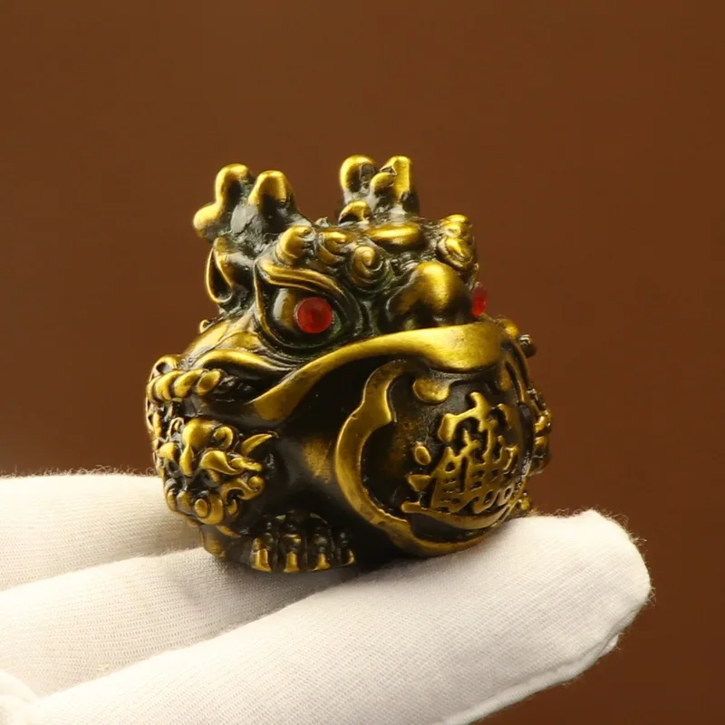 Copper ornament, wealth- , fortune-bringing golden toad, shop opening gift, home living room decoration,