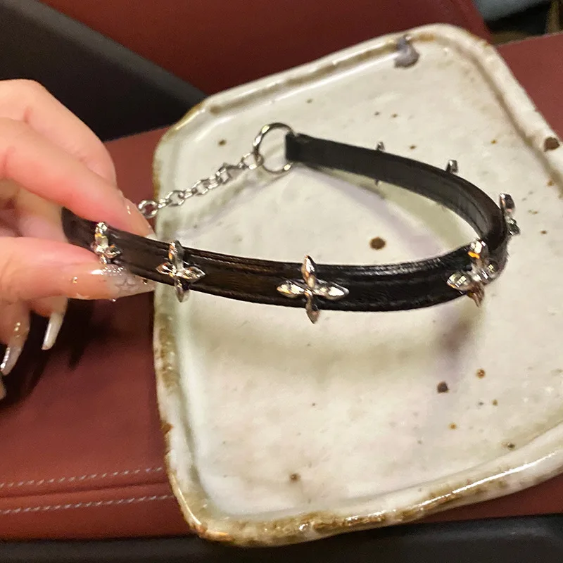 Neue Vintage Gothic Schwarz Halskette für Frauen Mode Punk Leder Halsband Dunkle Kragen Kette Trendy Schmuck Coole Y2K Zubehör – Detail 5