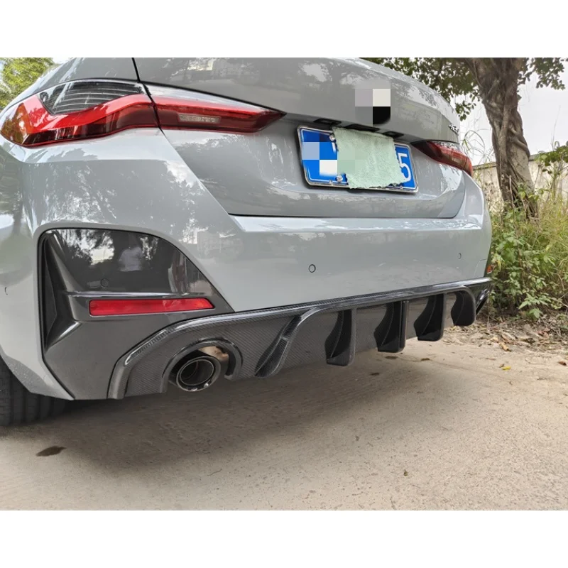 شفة المصد الخلفي للناشر الخلفي من ألياف الكربون على طراز MP لسلسلة BMW الجديدة 4 Series 425i G26 طقم الجسم المعدل