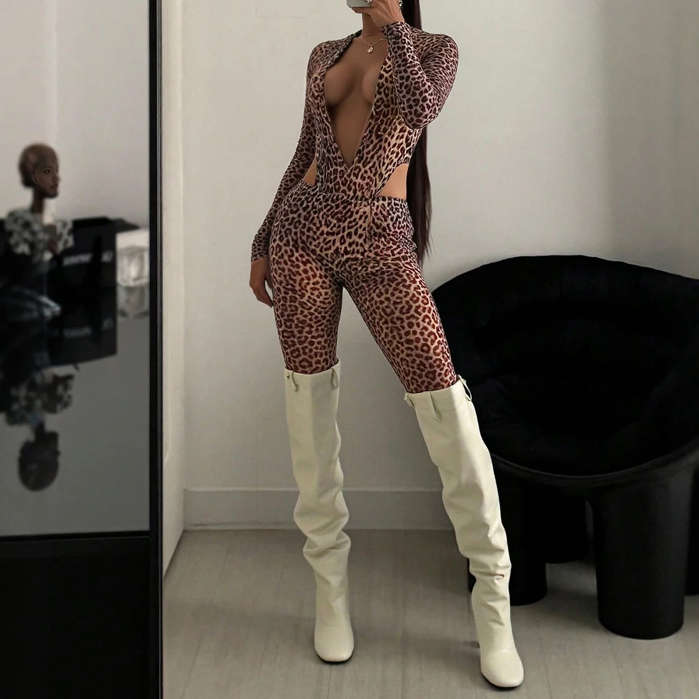 

MiaMuse Boutique Women's 2025 Summer Casual Jumpsuits Long Sleeve Plunge Neck High Waist Leopard Daily Jumpsuits