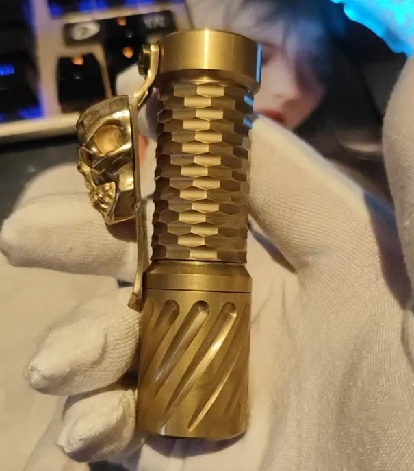 Used EDC hanko flashlight brass Outdoor Tools Strong Light Torch Lamp Decompression Toy