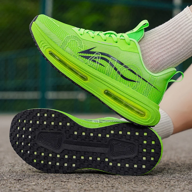 Chaussures de course légères à coussin d'air pour Couple, baskets en maille de course respirantes et absorbant les chocs, à rebond et à plaque de carbone