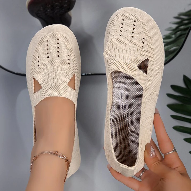 

Женские туфли на плоской подошве с полым каблуком, лаконичные легкие дышащие туфли на плоской подошве, женские туфли 2026, весна-лето, большие размеры 43, женская обувь