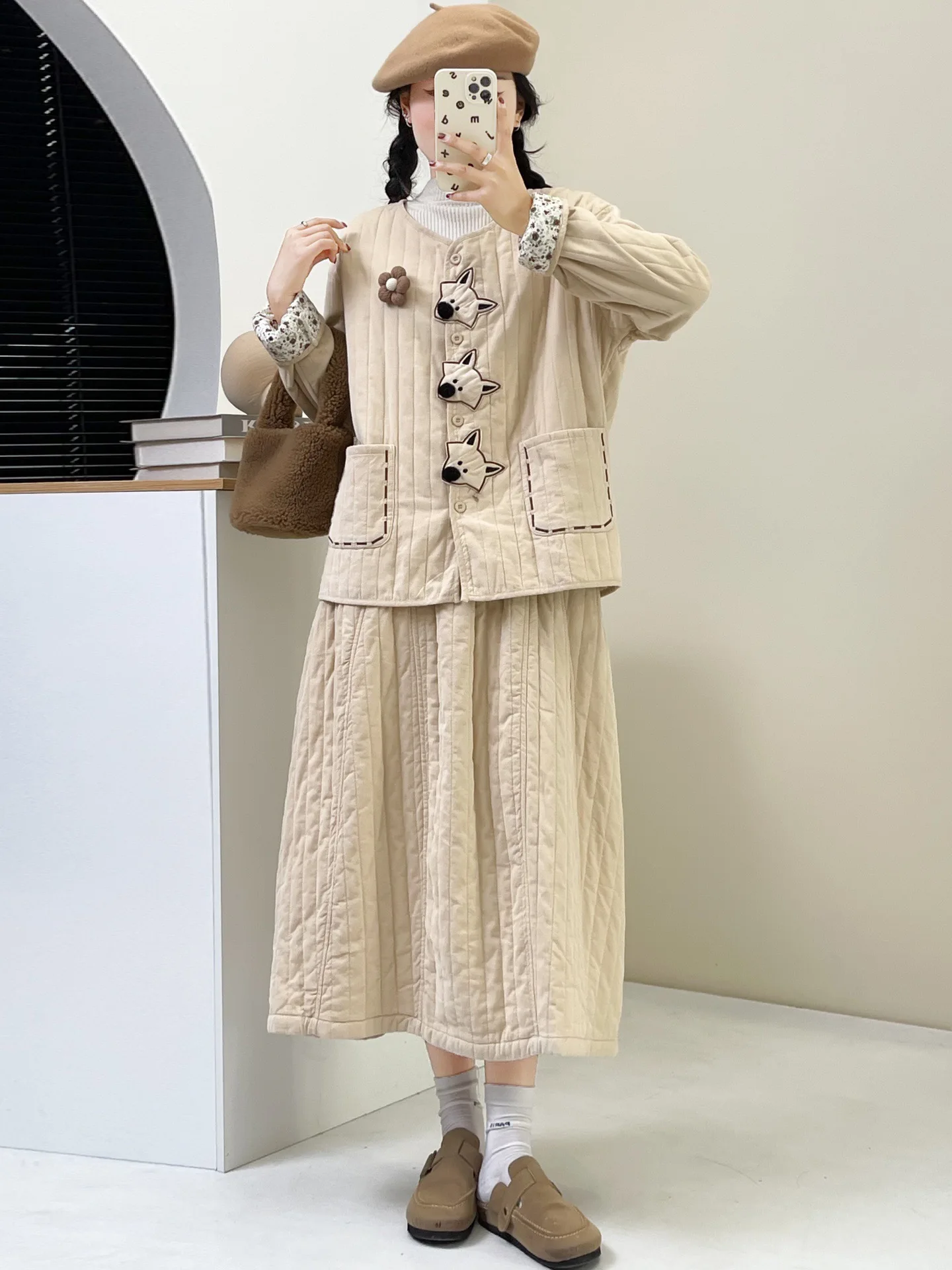 새로운 겨울 부드러운 면 재킷과 스커트 세트 여성 패치워크 면 의류 세로 줄무늬 따뜻한 패셔너블 여성복