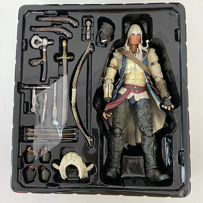 Play Arts Kai Connor Edward Kenway Action Figure Origins Game Character Joints Movable Model Toys 30cm Bookshelf Ornament