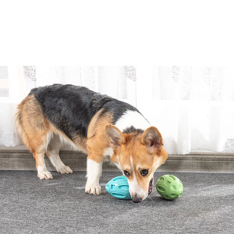 Haustier Spielzeug ball, Rugby-Form, ein Hund Kauball, der ein Geräusch machen kann, geeignet haben Zähne knirschen für Hund, für mittlere und große Hunde