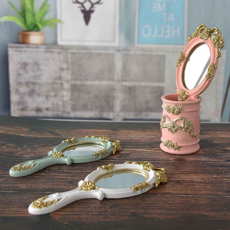 Miroirs à Main Vintage Créatifs et Mignons, Miroir de Vanité de Maquillage, Accessoire Cosmétique avec Poignée pour Cadeaux