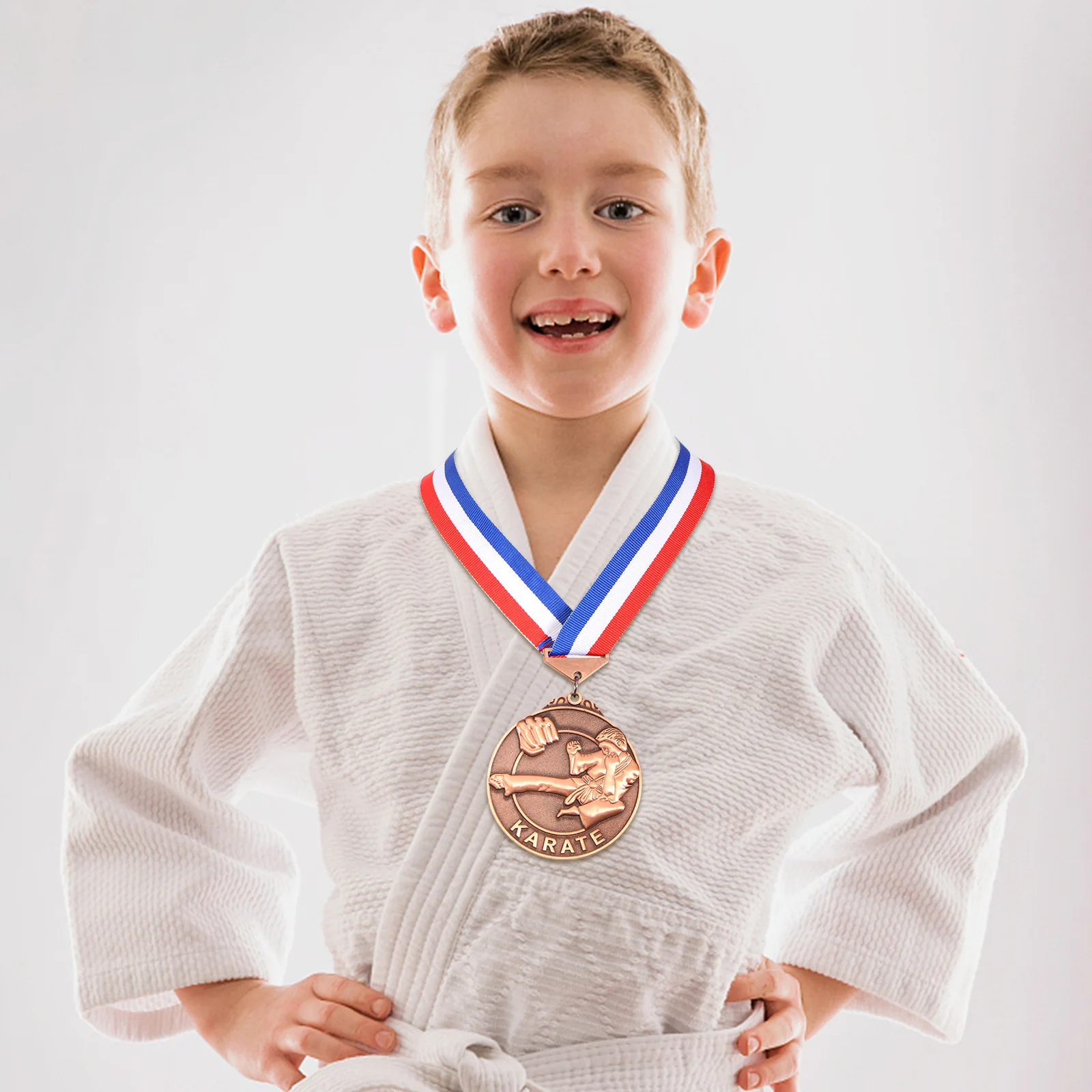 الكاراتيه سبائك الزنك ميدالية فنون الدفاع عن النفس لجوائز مسابقة الجودو معلقة ميدالية الزخرفية ميداليات جوائز السباق الصغيرة