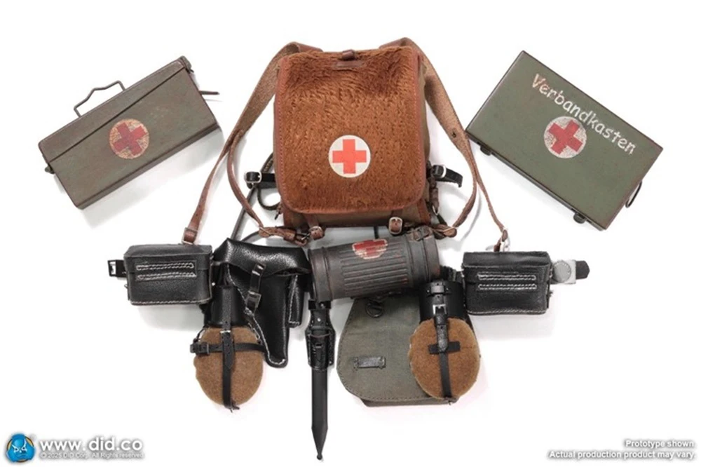 

New Arrival DID 1/6 Soldier Doll Medic Nurse Male Transport Hang Backpack Bags Waist Belt Bottle Accessories For 12" D80183