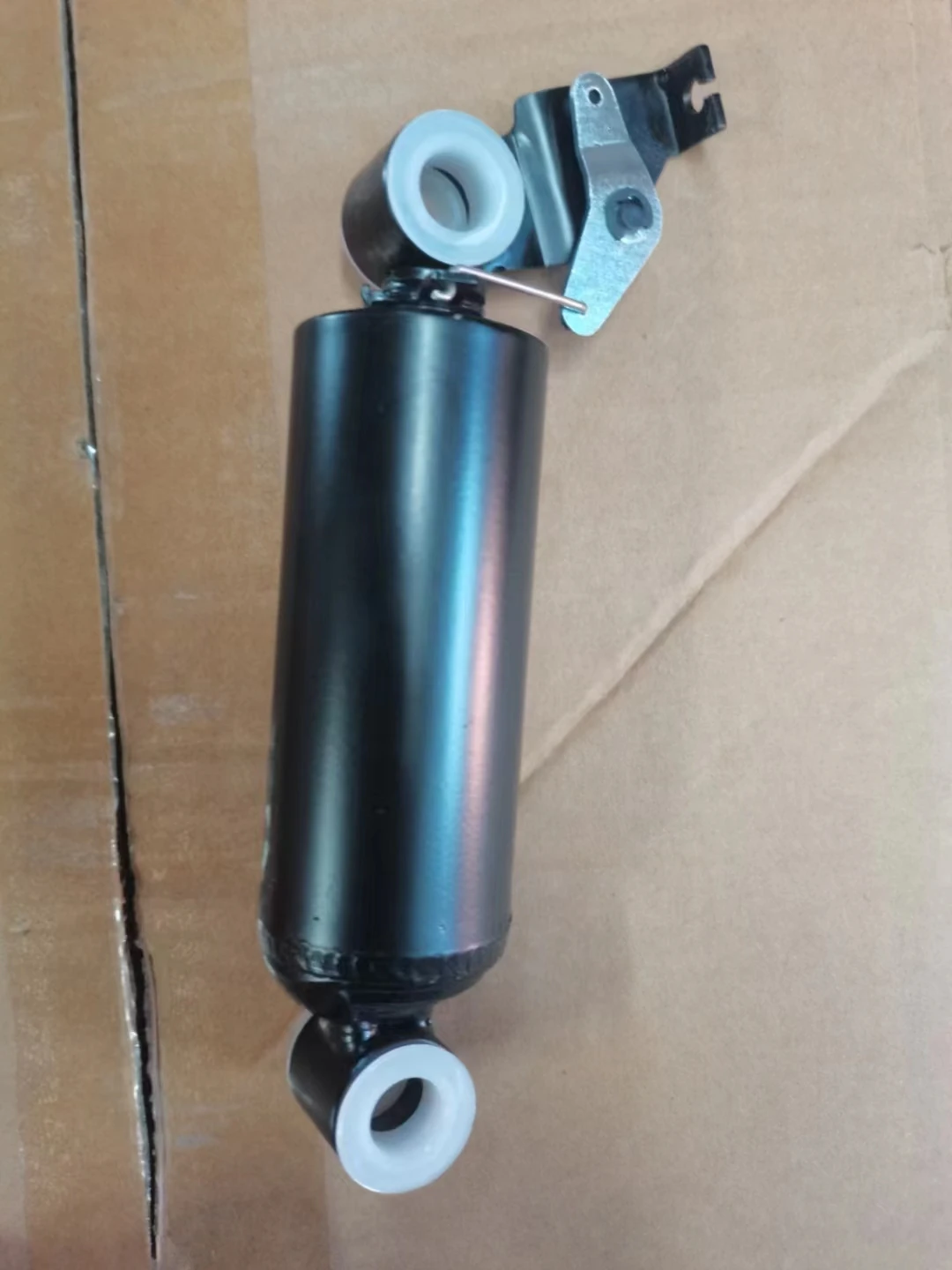 

volvo E1900701 58100061700 2.97005 62628 9369888905 MB A9369888903 1190694 1391407s seat shock absorber