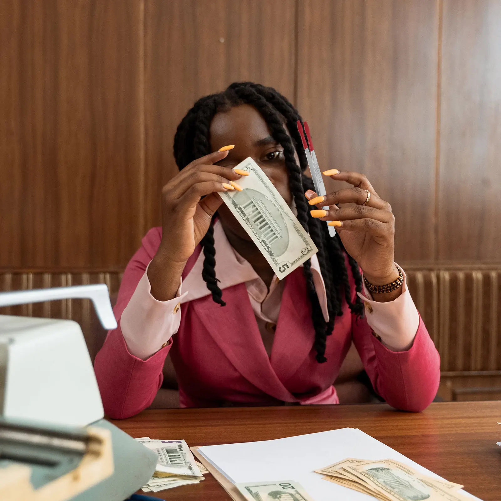 

Rubber Tip Stainless Steel Tweezers Flat Angled Jaw for Stamp Collecting Coins Paper Money Stamp Tweezer Tongs