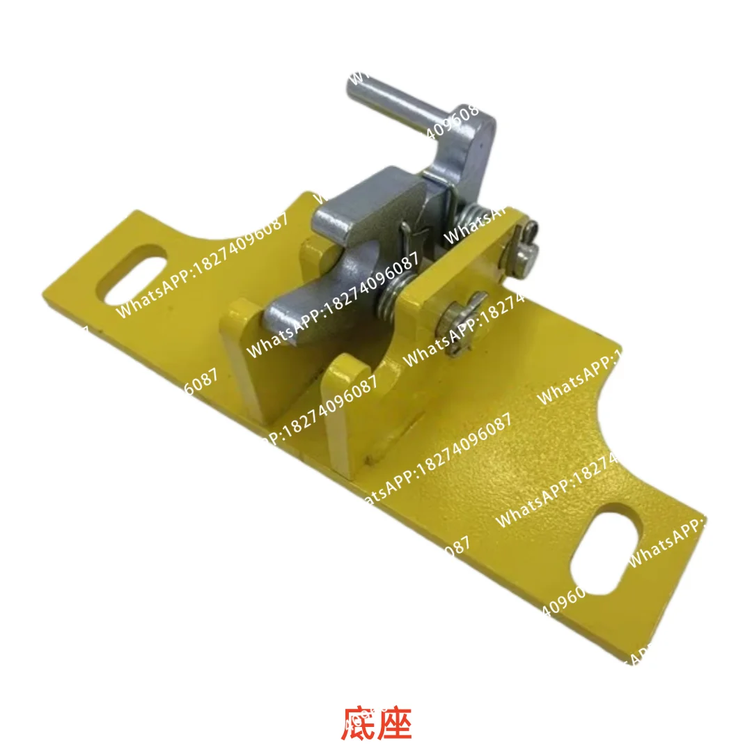 Applicable PC200 210 220 240-6-7-8 excavator engine cover rear cover lock Cylinder head