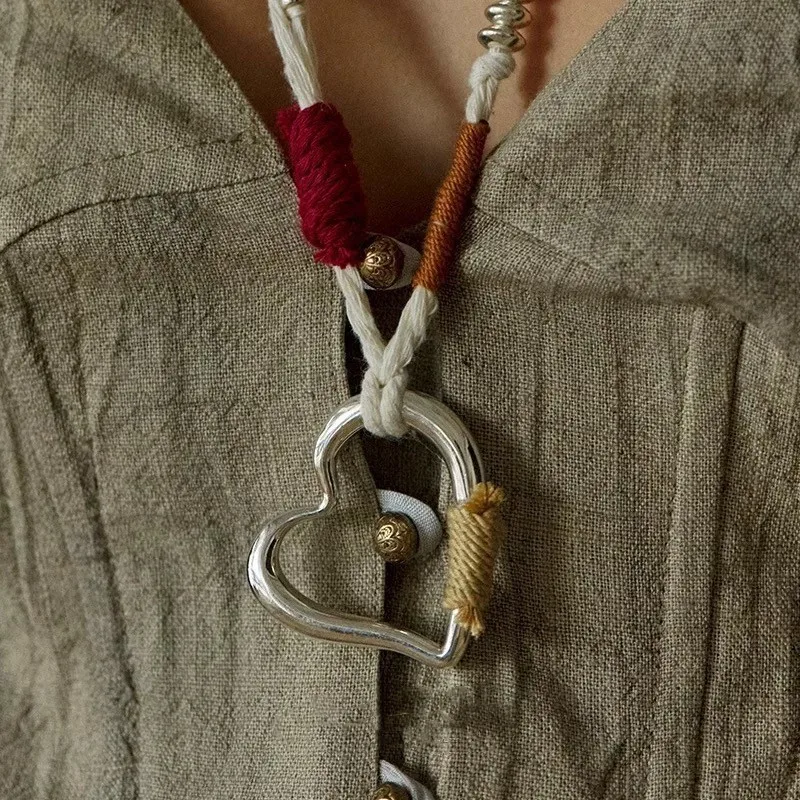

European and American fashion retro heart-shaped pendant handmade braided rope niche high-end personalized necklace