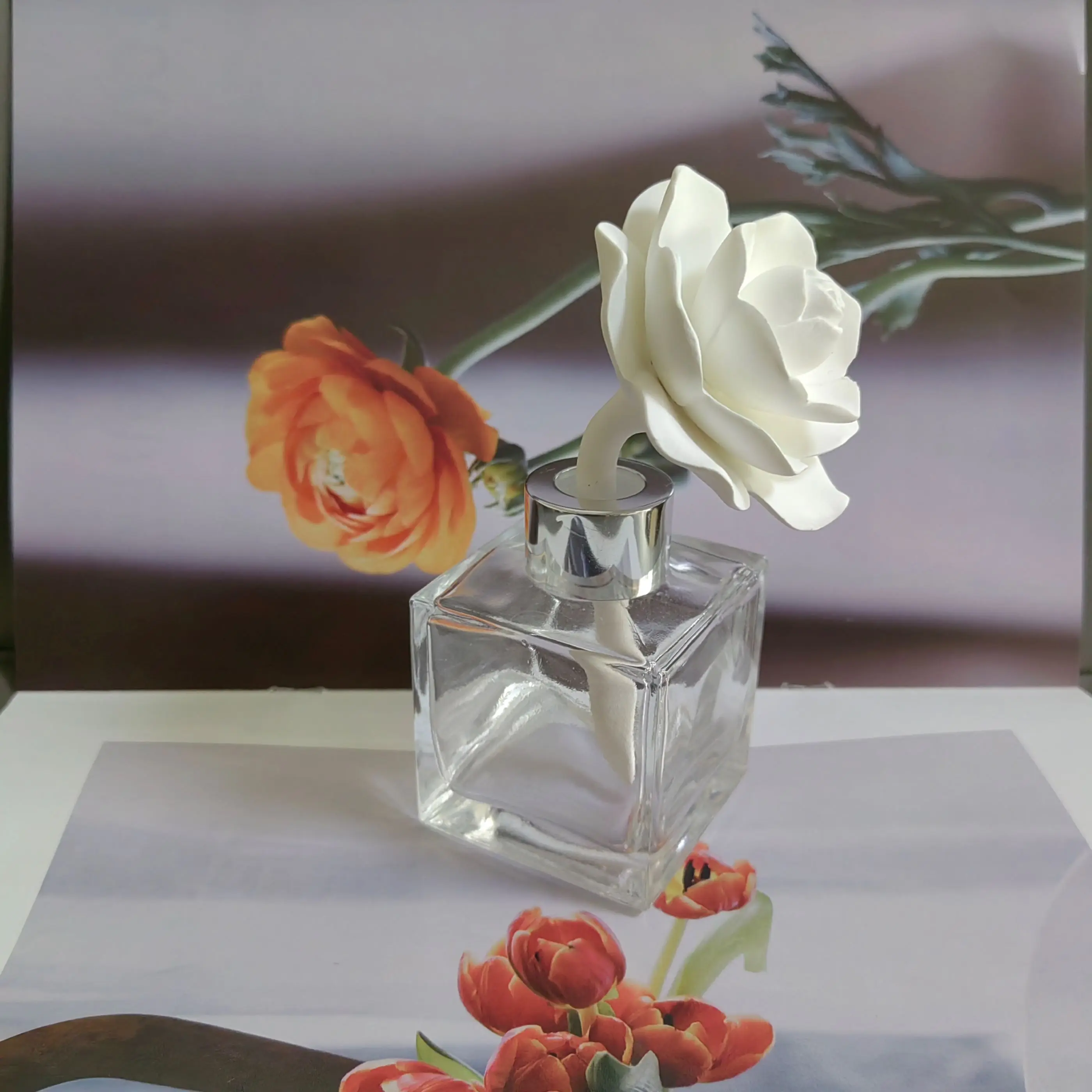 Ceramic Flower with Empty Clear Glass Bottle ,Home Fragrance Decor Aromatherapy Diffuser For Office, Bedroom and Washroom