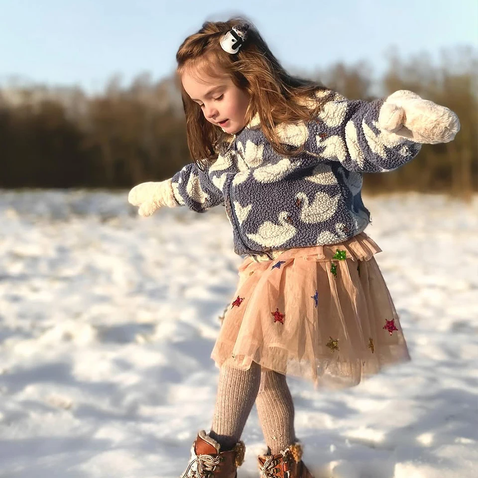 ملابس الفتيات KS ملابس الأطفال الشتوية هريرة القوس سوان خنفساء مخطط الكرز نمط معطف شعر الضأن #2