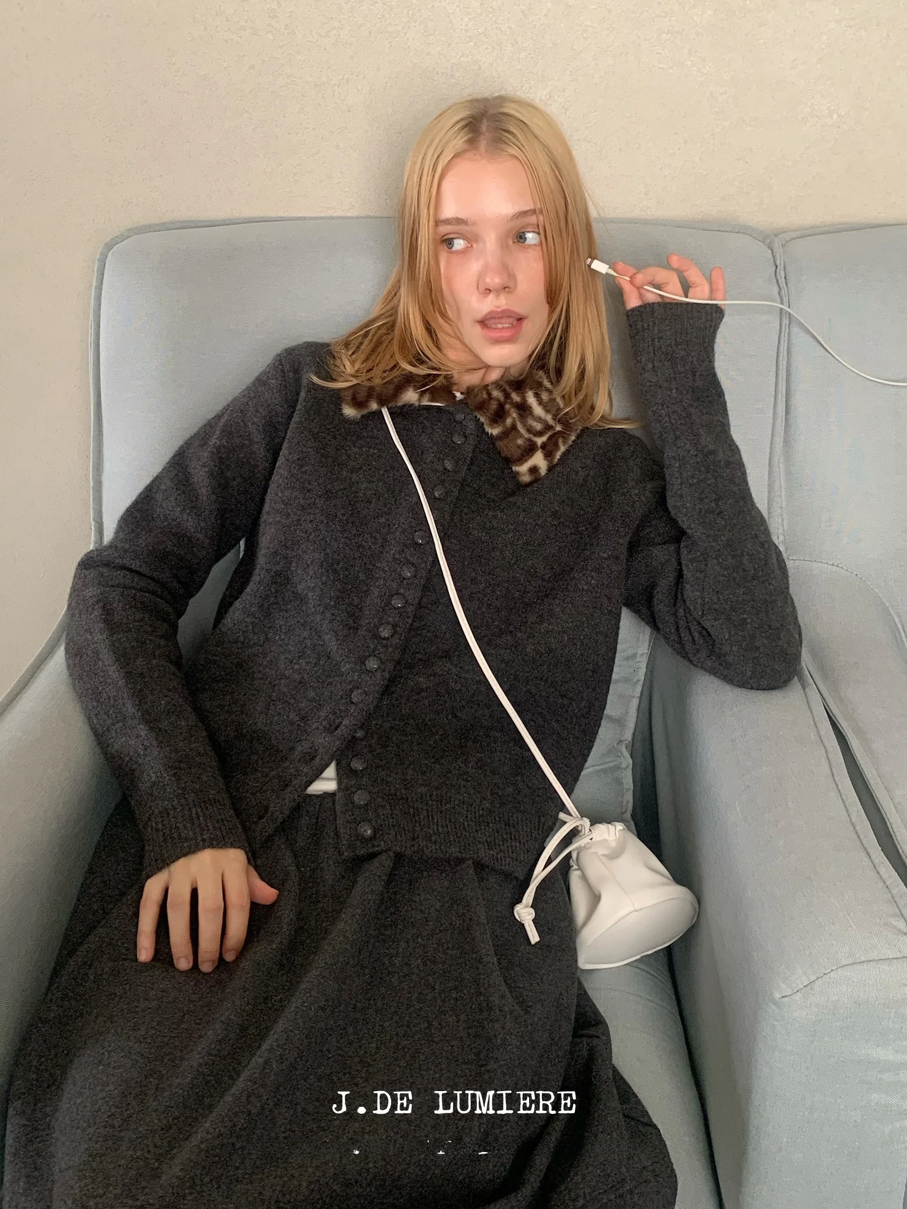 

JDE Detachable Leopard Print Fur Collar ey Knitted Open Cardigan Women's Winter Inner Sweater Slim Base irt Vintage Sle...