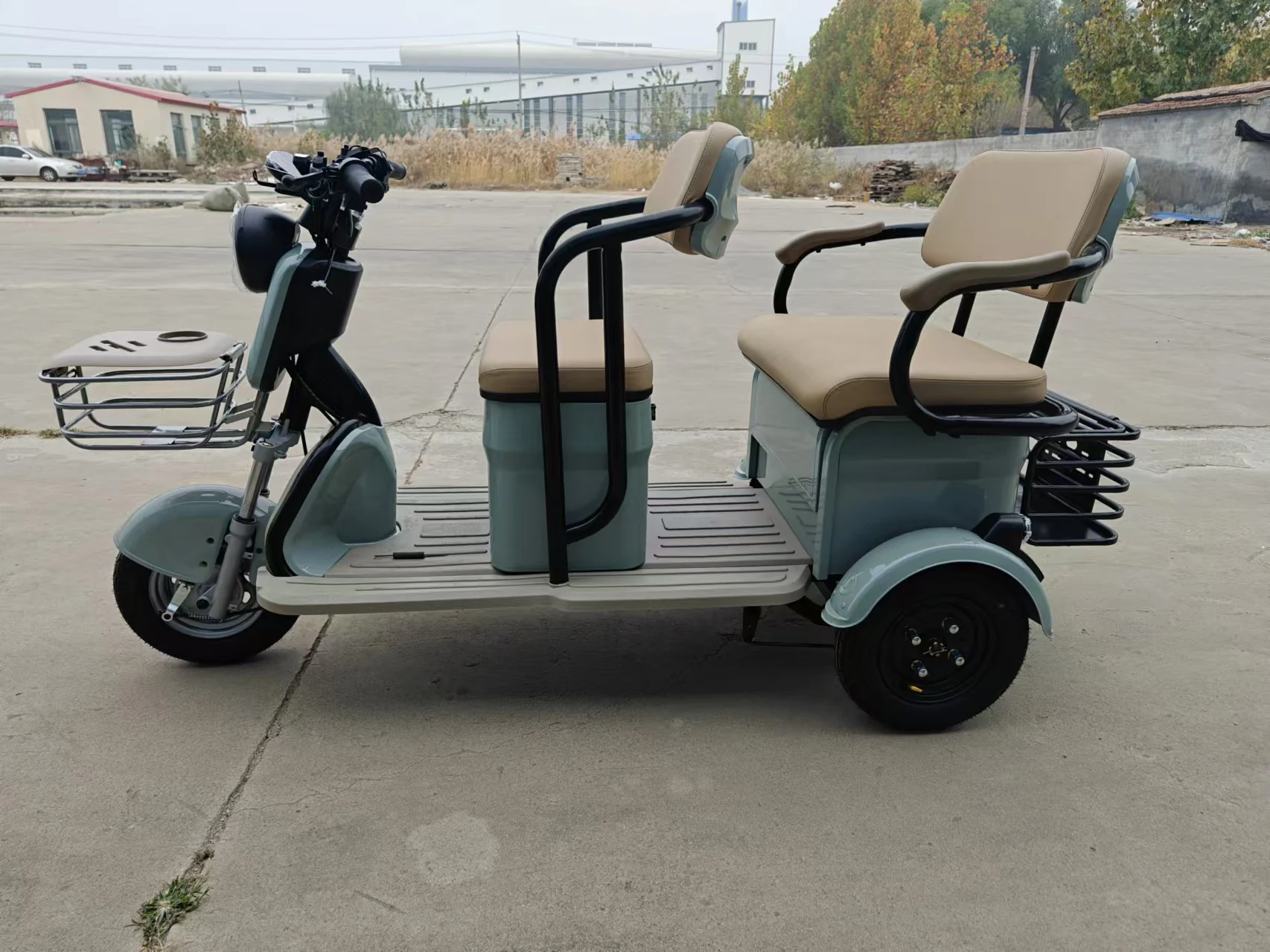 الصين رخيصة مقعدين الكبار ثلاث عجلات دراجة ثلاثية العجلات الكهربائية مع محرك للركاب #5