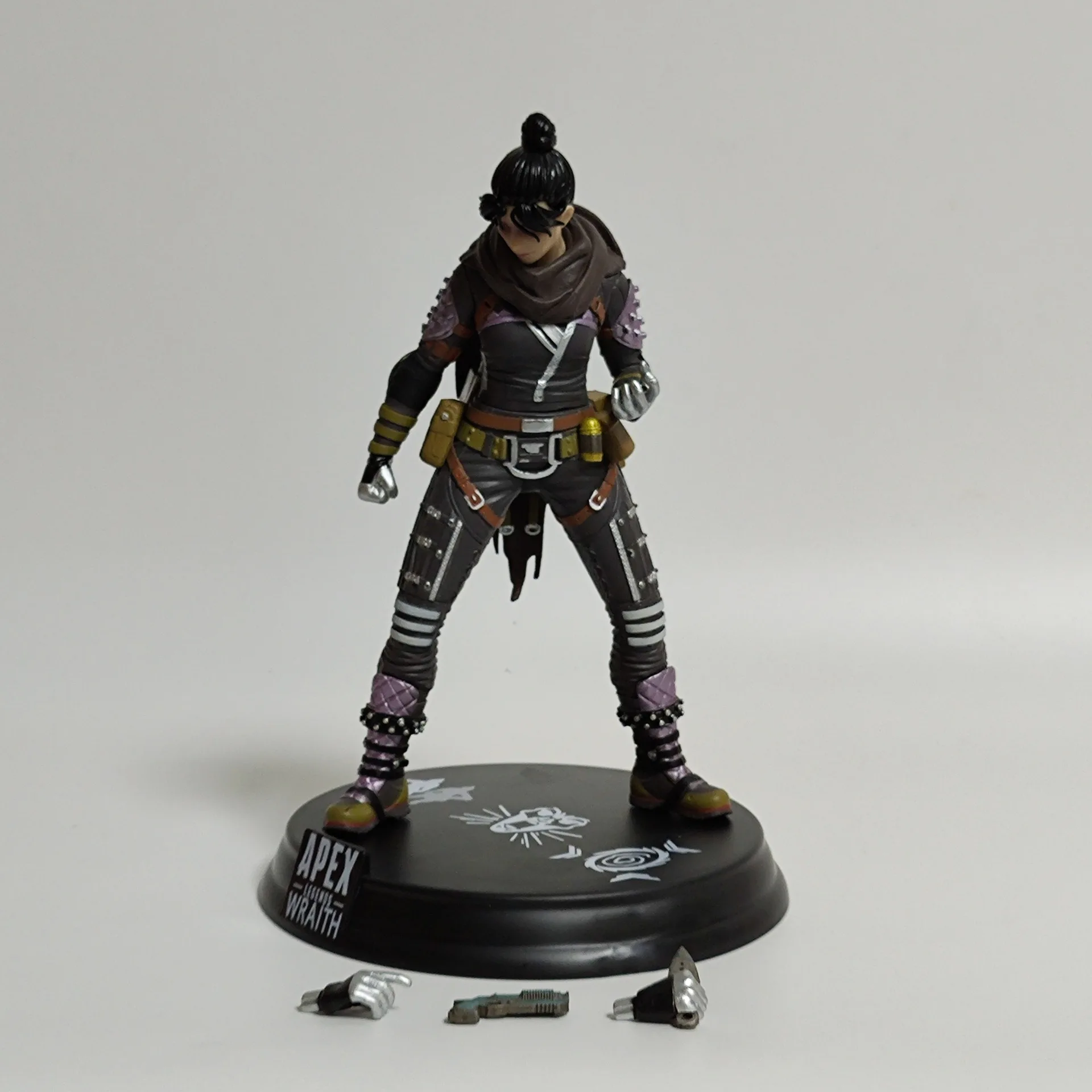 Apex Legends Wraith Bloodhound PVC Figure Model Doll Toys Colletible Figurals