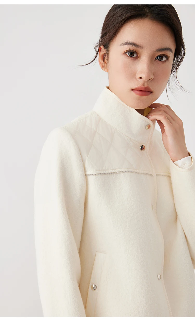 K2699X Hochwertige Damenjacke aus Wollmischung mit gesteppten Einsätzen, weicher, strukturierter Passform, elegante Luxus-Oberbekleidung – Detail 9